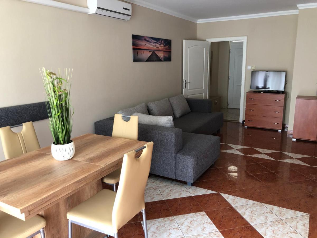 Alina Apartmanok Hajdúszoboszló Zewnętrze zdjęcie