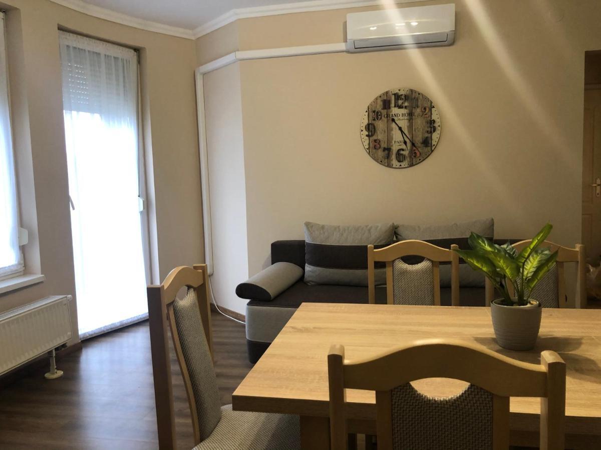 Alina Apartmanok Hajdúszoboszló Zewnętrze zdjęcie