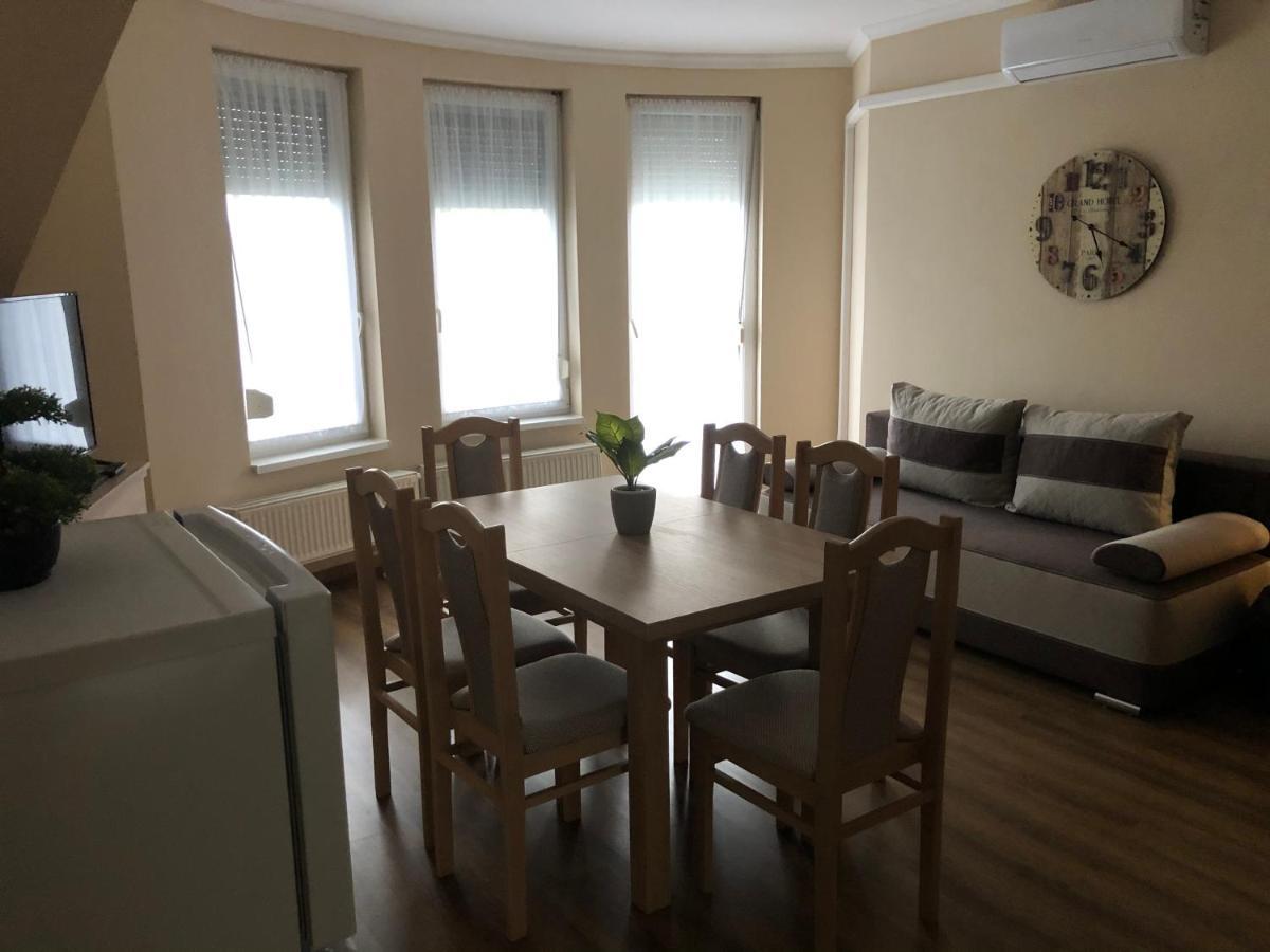 Alina Apartmanok Hajdúszoboszló Zewnętrze zdjęcie