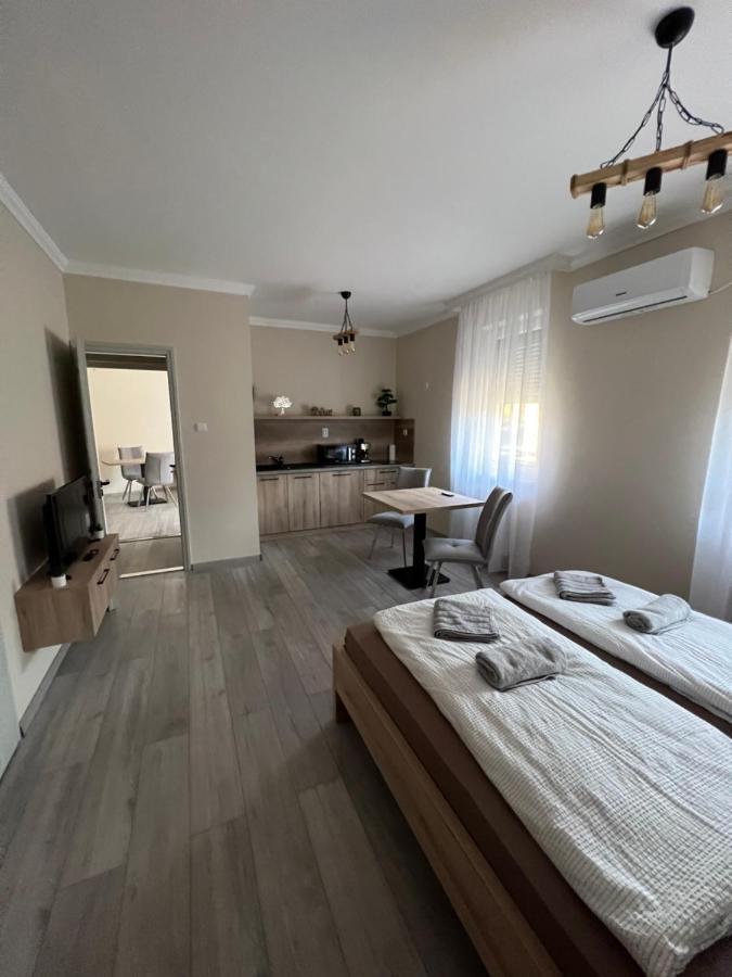 Alina Apartmanok Hajdúszoboszló Zewnętrze zdjęcie