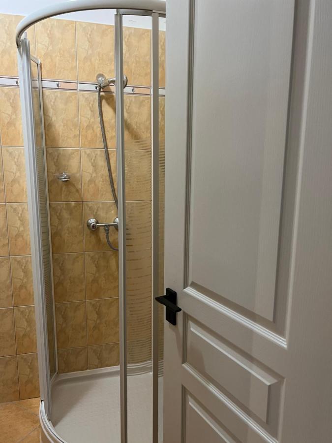 Alina Apartmanok Hajdúszoboszló Zewnętrze zdjęcie