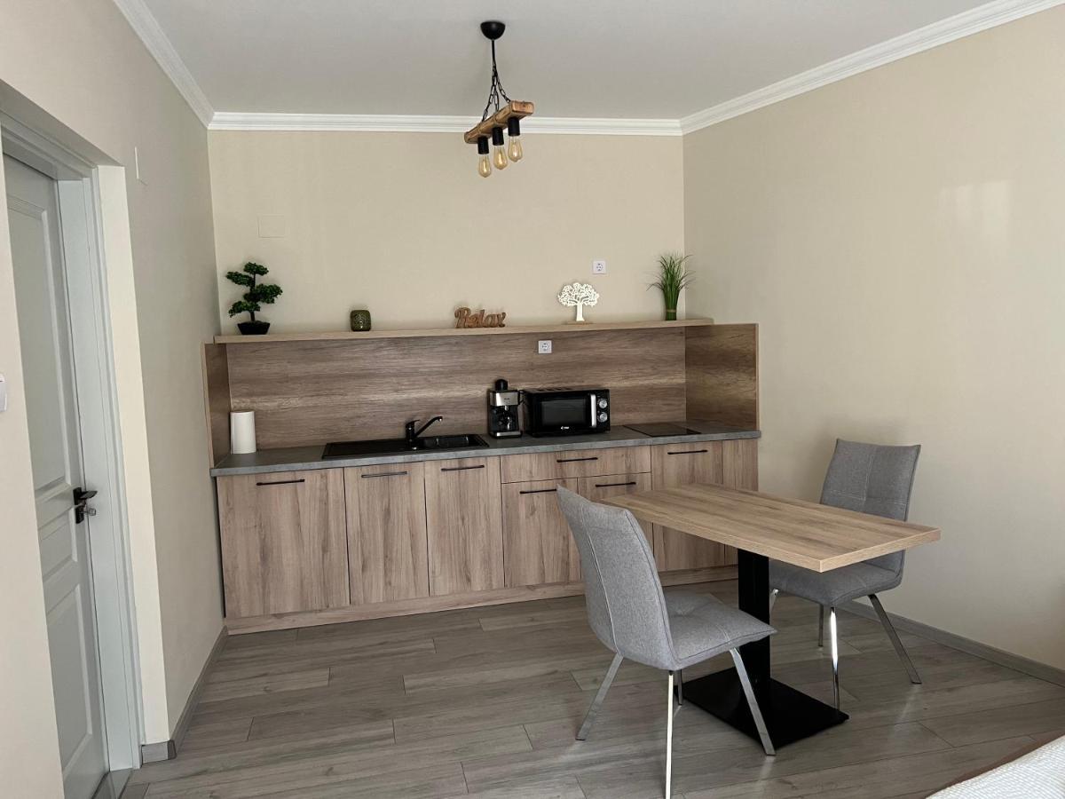 Alina Apartmanok Hajdúszoboszló Zewnętrze zdjęcie